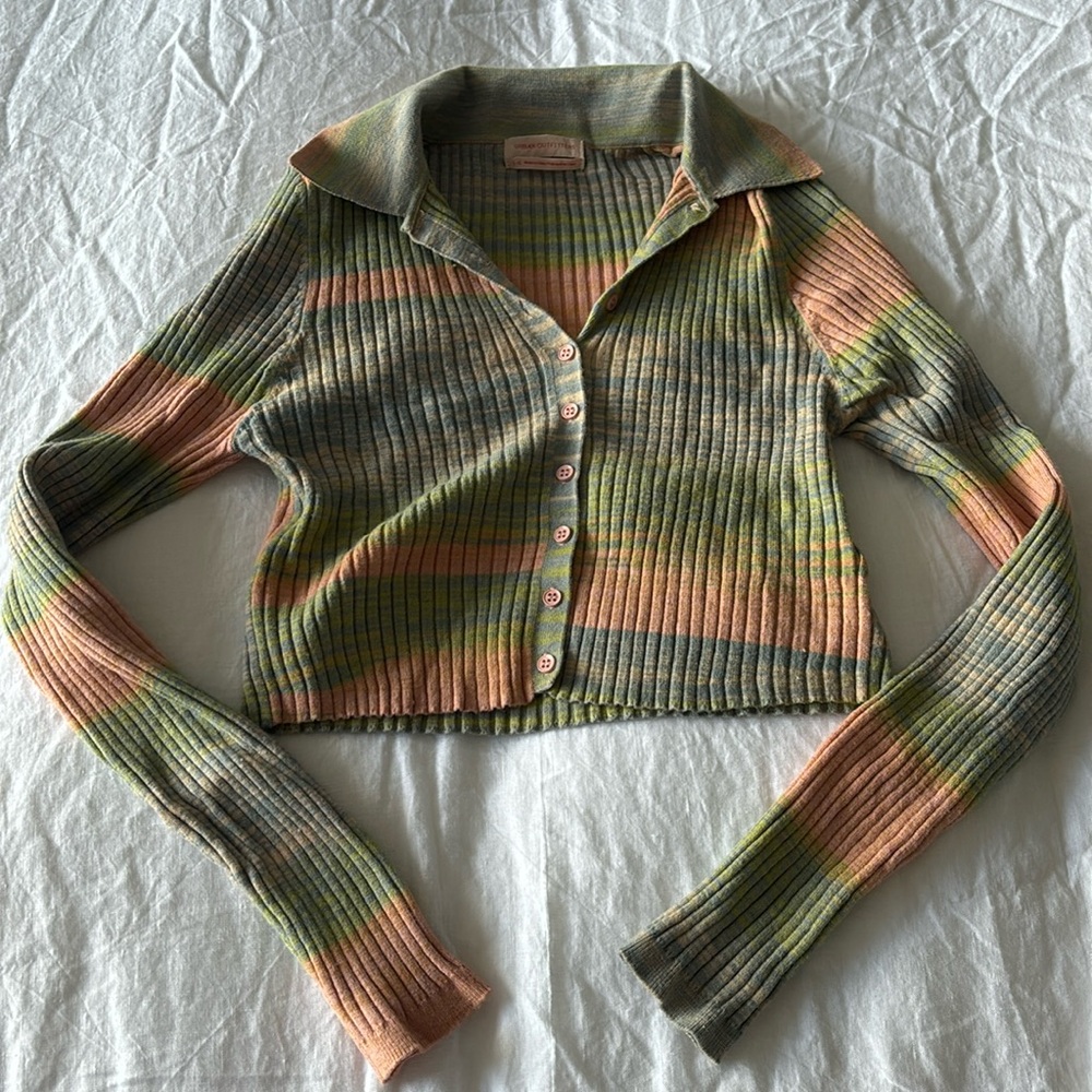 Multicolored top worn only once